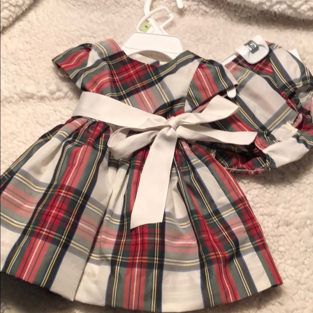 Dress - Picture 3 of 3